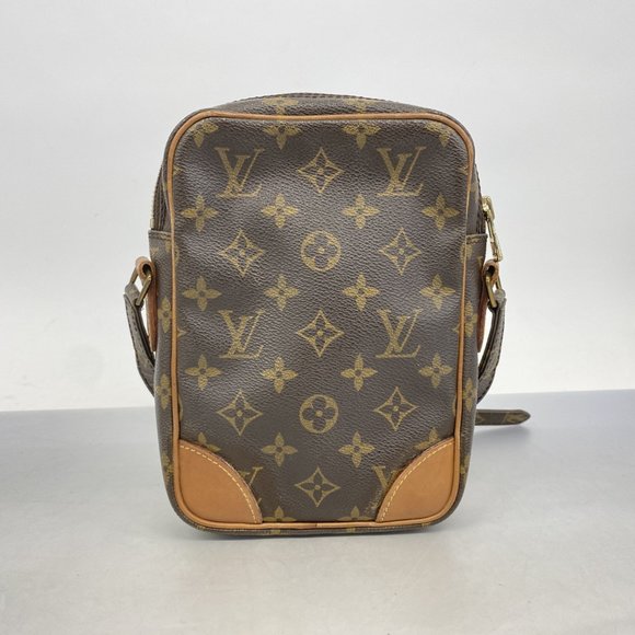 LOUIS VUITTON Brown Monogram Shoulder Bag - Picture 14 of 14